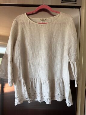 Eyelet-Hem Peasant Blouse with 3/4 Sleeves
